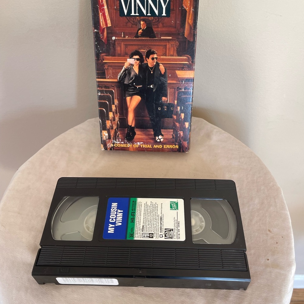 ⭐️ My Cousin Vinny VHS Tape Rare Vintage Home Video Movie 1992 Fox Pesci Macchio - Picture 4 of 4